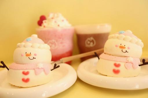 仲良し雪だるまスイーツの写真