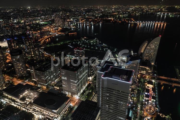 みなとみらいの夜景2 みなとみらい,夜景,ランドマークタワーの写真素材