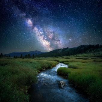 大自然の神秘:銀河の夜 大自然の神秘:銀河の夜の写真