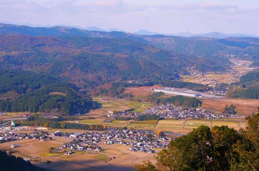 秋の集落 高台,集落,眺望の写真素材