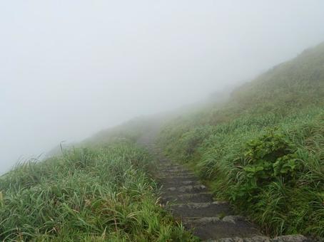 八丈富士 お鉢巡りの路 八丈富士 お鉢巡りの路の写真