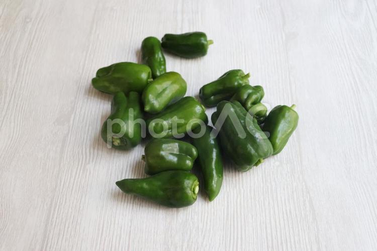 たくさんのピーマン　1 ピーマン,野菜,食べ物の写真素材