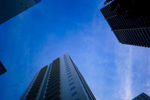 新宿の高層マンション 新宿の高層マンションの写真