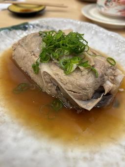 まぐろのカマの煮付け まぐろのカマの煮付け マグロ,カマ,煮付けの写真素材