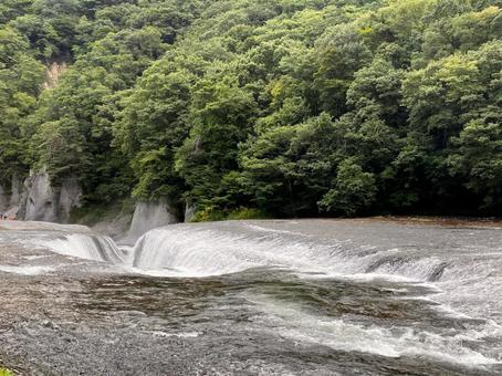 お盆休み 吹割の滝2 お盆休み 吹割の滝2 吹割の滝,渓谷,滝の写真素材