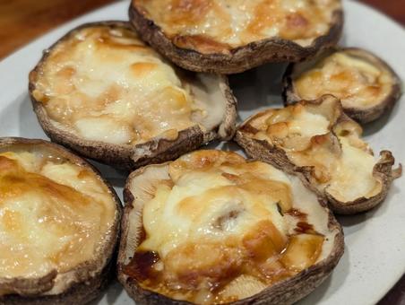 しいたけのマヨネーズ焼き しいたけ,きのこ,マヨネーズの写真素材