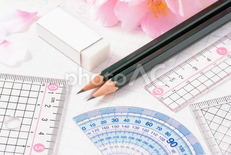 鉛筆　定規　桜の花　新学期 文房具,鉛筆,文具の写真素材