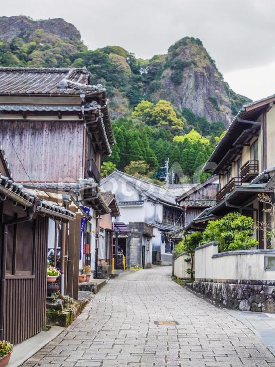 【佐賀県】大川内山の町並み 大川内山の町並み,伊万里市,藩窯坂の写真素材