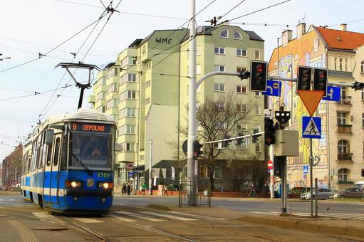 ポーランドの路面電車と街並み ポーランド,ヴロツワフ,ワルシャワの写真素材