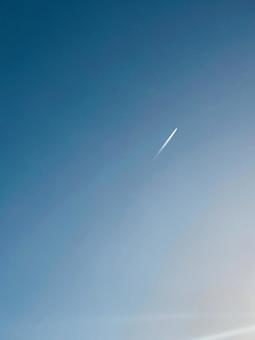 飛行機雲と空 飛行機雲と空の写真