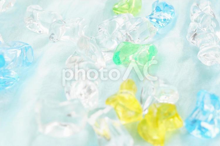 涼し気な夏のキラキラ背景画像　カラフル きらきら,キラキラ,かわいいの写真素材