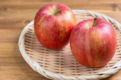りんご 早生ふじ りんご 早生ふじの写真