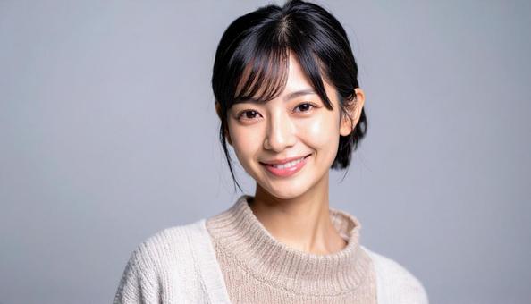 カットモデル笑顔の女性 カットモデル笑顔の女性の写真