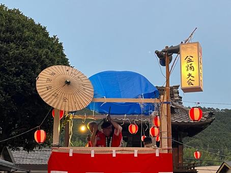 盆踊り大会 盆踊り大会 盆踊り,提灯,風景の写真素材