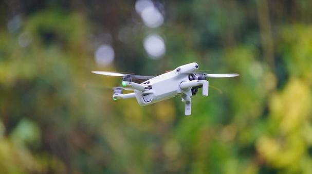 ドローン ドローン,空撮用,遠隔操作の写真素材