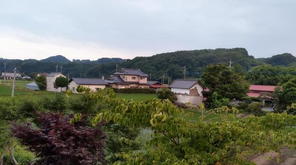 山のある田園風景 山のある田園風景の写真