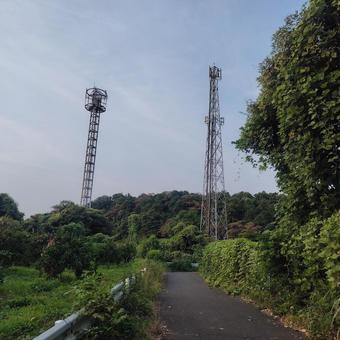 大和市の境川付近の鉄塔 大和市の境川付近の鉄塔の写真