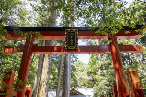 Photo, tsubaki grand shrine, minegishi shrine, a shrine, 
