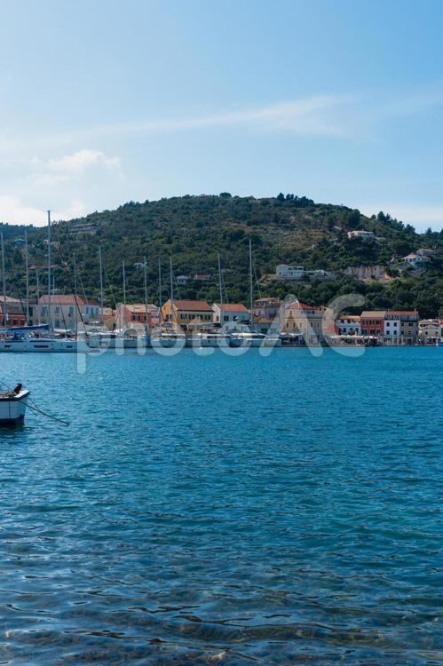 ギリシャ　ガイオス　街 ギリシャ,パクシ島,パクソス島の写真素材