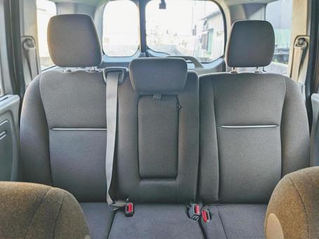 運転席から見た２列目シート ２列目シート,椅子,後部の写真素材