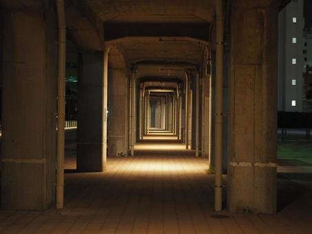 高架下 高架下 高架下,トンネル,橋の写真素材