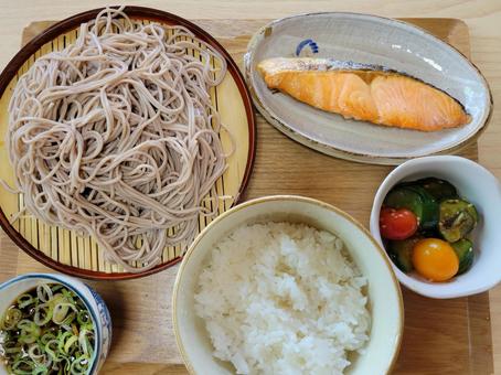 そばと焼魚定食 そばと焼魚定食 蕎麦,ソバ,ざる蕎麦の写真素材