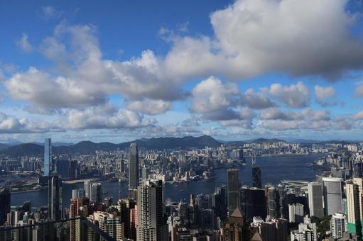 ビクトリアピークから見た香港の街並みと空 ビクトリアピークから見た香港の街並みと空 ビクトリアピーク,見た,香港の写真素材