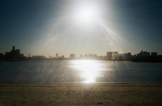 沈む夕日 沈む夕日の写真