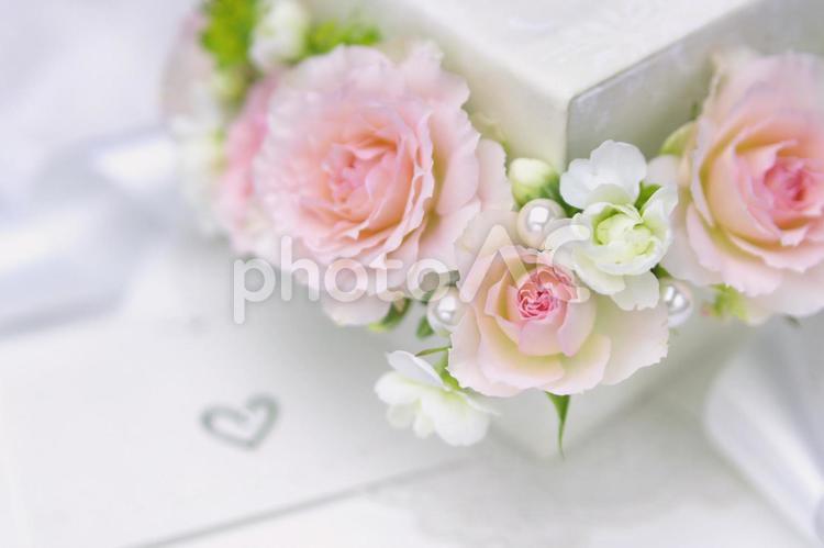 薔薇のギフトボックス ギフト,花,バラの写真素材