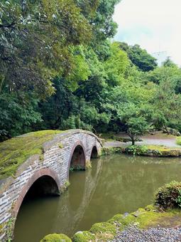 尾山神社庭園 尾山神社庭園 尾山神社,庭園,橋の写真素材