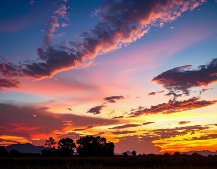 綺麗な夕焼けの風景写真 綺麗な夕焼けの風景写真の写真