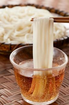 稲庭うどん 稲庭うどん 稲庭うどん,箸上げ,うどんの写真素材