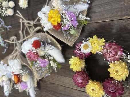 ドライフラワー　ガーランド　クリスマス 花,フラワー,ドライフラワーの写真素材