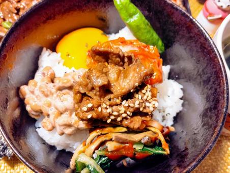 焼肉なっとナムルごはん 焼肉,韓国,キムチの写真素材