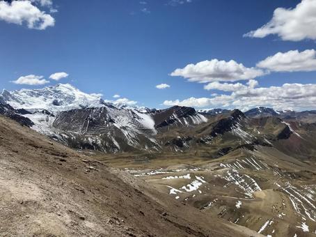 ペルーのクスコ周辺、アウサンガテ山 ペルーのクスコ周辺、アウサンガテ山 海外,ペルー,風景の写真素材