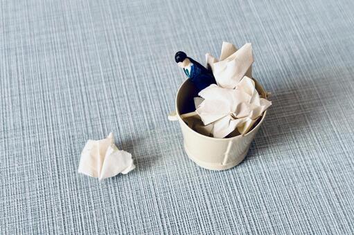 リストラされて捨てられたサラリーマン リストラ,クビ,ビジネスマンの写真素材