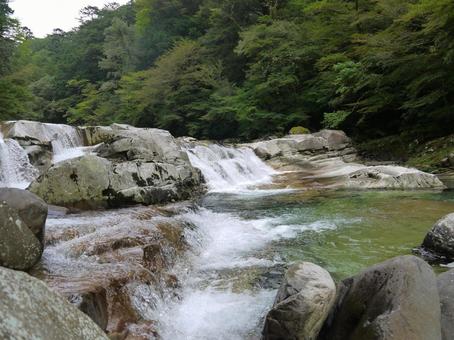 川と小さな滝 川,自然,風景の写真素材