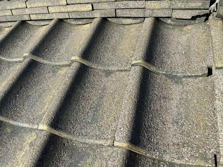 洗浄後のコンクリート瓦② 瓦,コンクリート,洗浄の写真素材