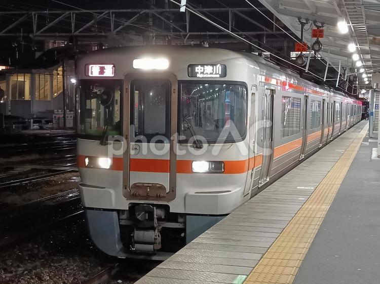１日１往復の３１３系４両運転 jr東日本,jr東海,３１３系の写真素材