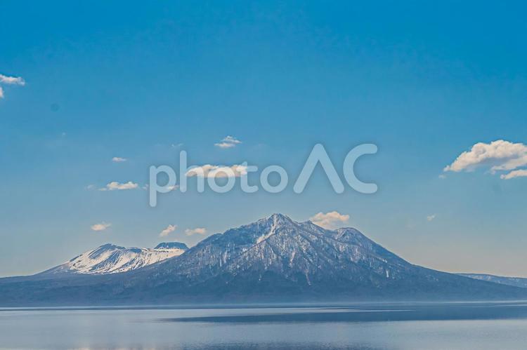 北海道　快晴の支笏湖 北海道,hokkaido,支笏湖の写真素材