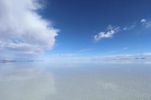 ウユニ塩湖 ウユニ塩湖 海外,外国,旅の写真素材