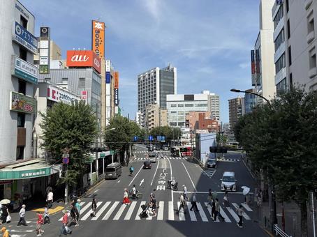 荻窪駅北口付近の街並み 荻窪駅北口付近の街並み 荻窪,荻窪駅,青梅街道の写真素材