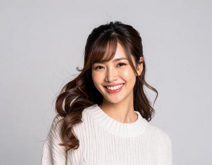 カットモデル笑顔の女性 カットモデル笑顔の女性の写真