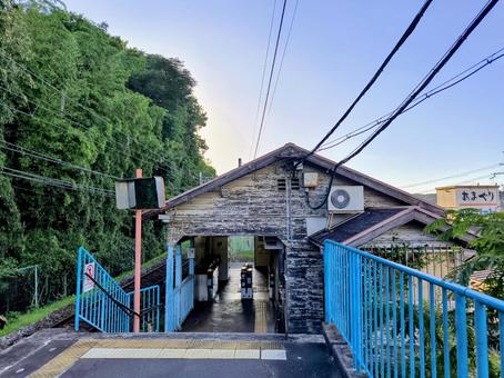 Kobe Electric Railway Ao Line, Mikikamimaru Station, station building, JPG Kobe Electric Railway Ao Line, Mikikamimaru Station, station building, JPG