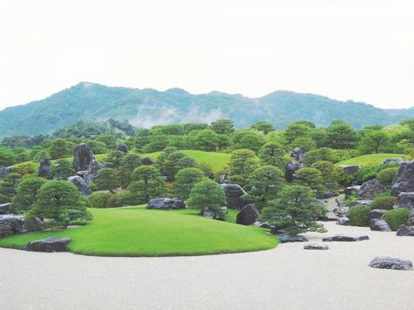 Mountains and gardens Mountains and gardens