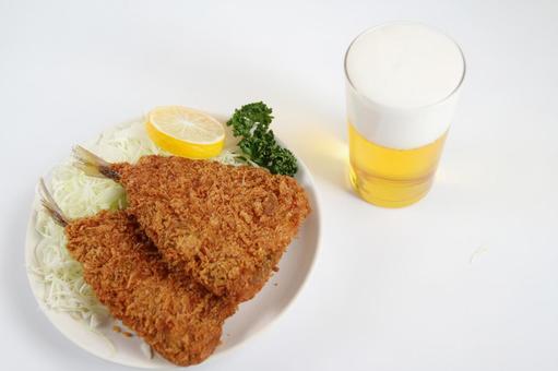 アジフライとビール アジフライとビール アジフライ,ビール,レモンの写真素材