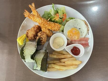ランチ ランチ,お食事,おにぎりの写真素材