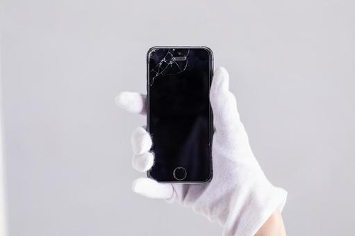 割れたスマホの画面 スマホ,スマートフォン,画面の写真素材