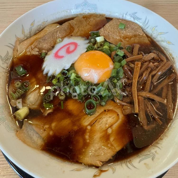 醤油ラーメン ラーメン,フード,おいしいの写真素材