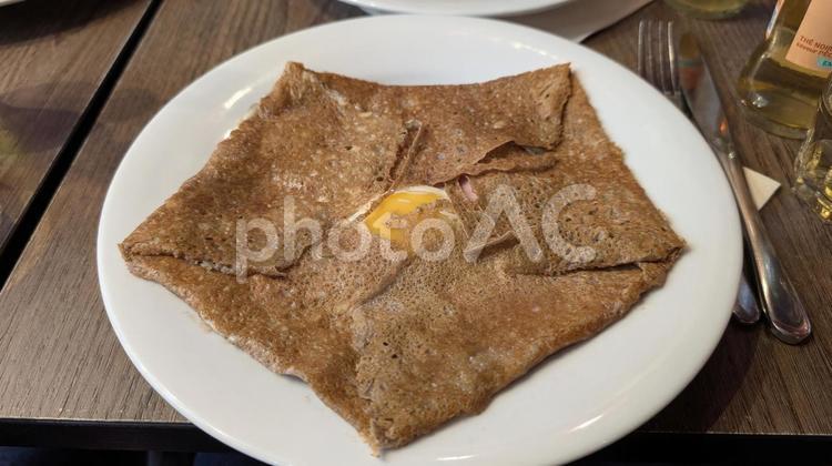 パリで食べた「そば粉のガレット」 ガレット,そば粉,クレープの写真素材